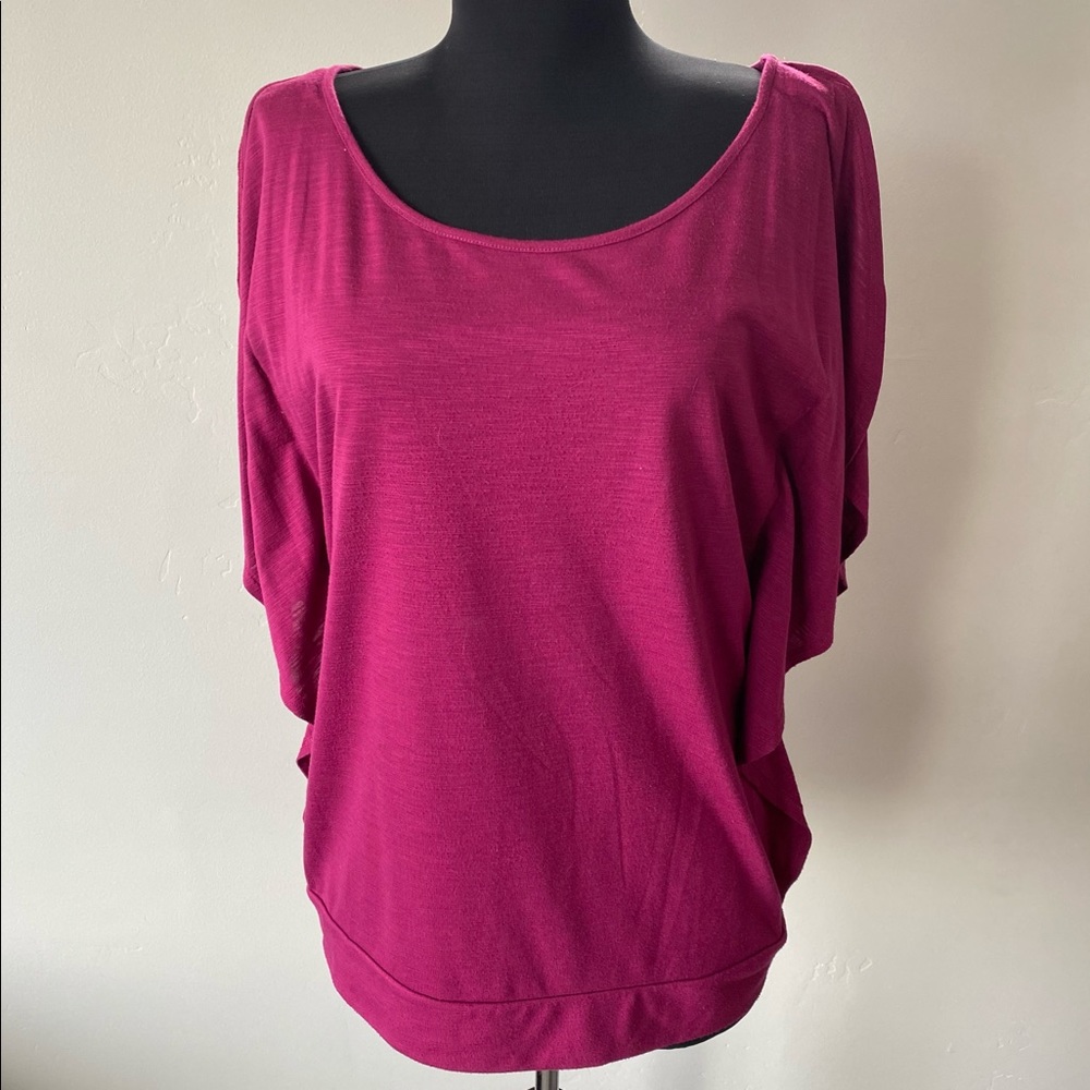 Soft, short batwing sleeve blouse